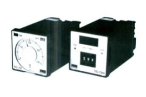 CONTROLADOR DE TEMPERATURA 72X72MM, P/ TERMOCUPLA TIPO J (0-399°C), 110/220VAC 50/60HZ